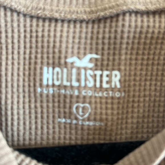 HOLLISTER  COLOR  TAN SIZE L - Picture 9 of 9